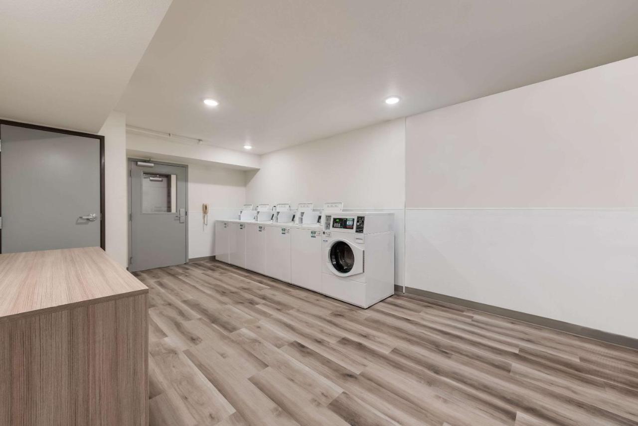 Woodspring Suites Meridian Buitenkant foto